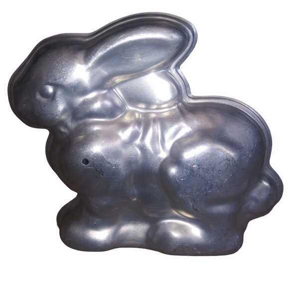 Kitchen | Vintage 2pc Bunny Rabbit Cakedessert Aluminum Mold Pans ...